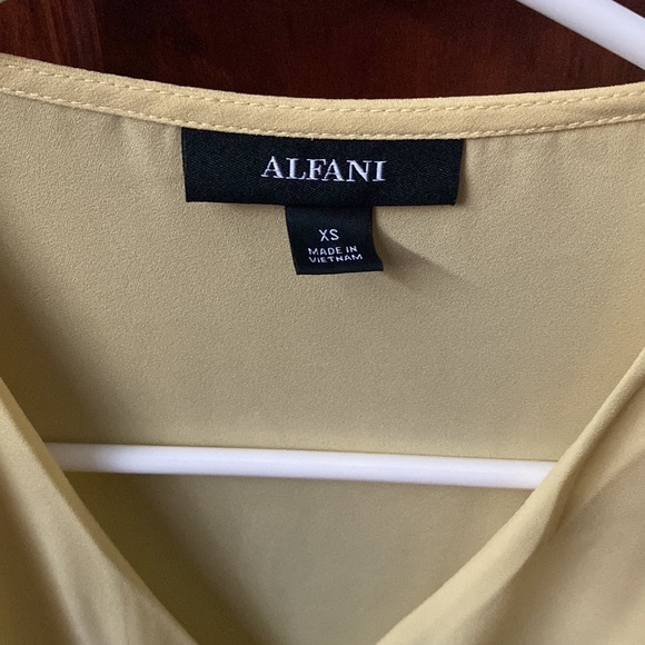 Alfani yellow blouse - Picture 2 of 6